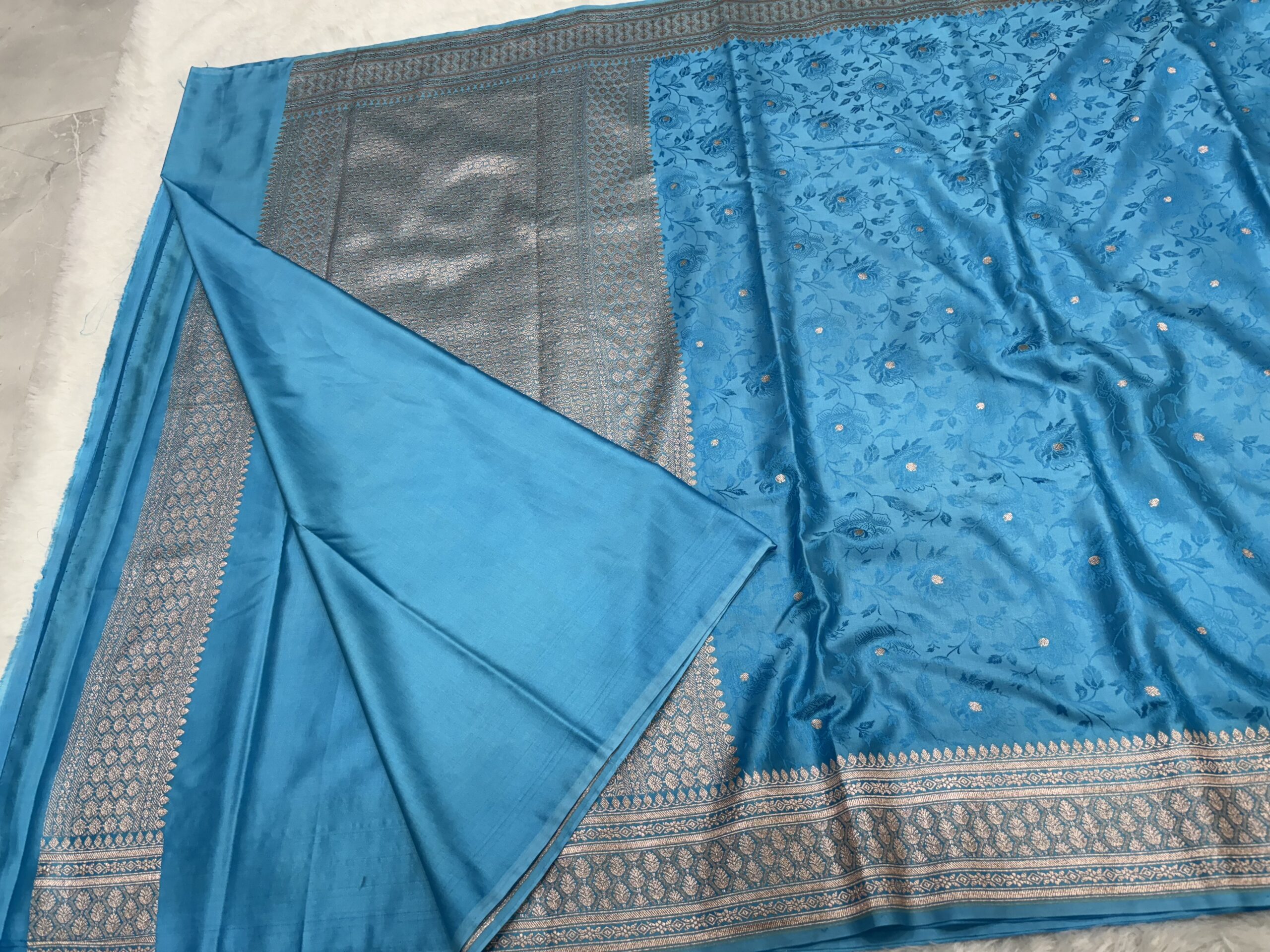 Sky Blue Mashru Silk Tanchoi Saree - Image 6