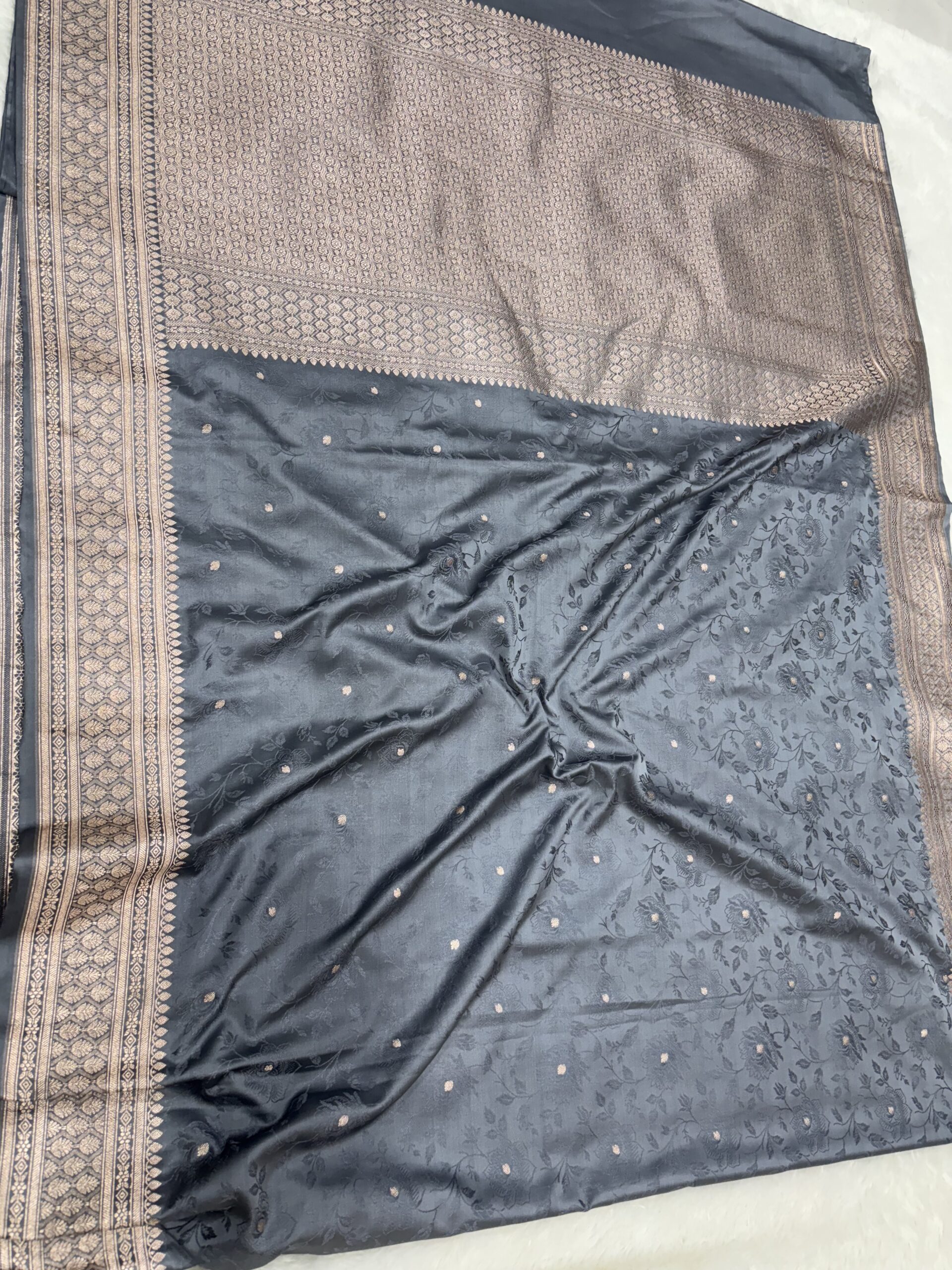 Gry Mashru Silk Tanchoi Saree - Image 4