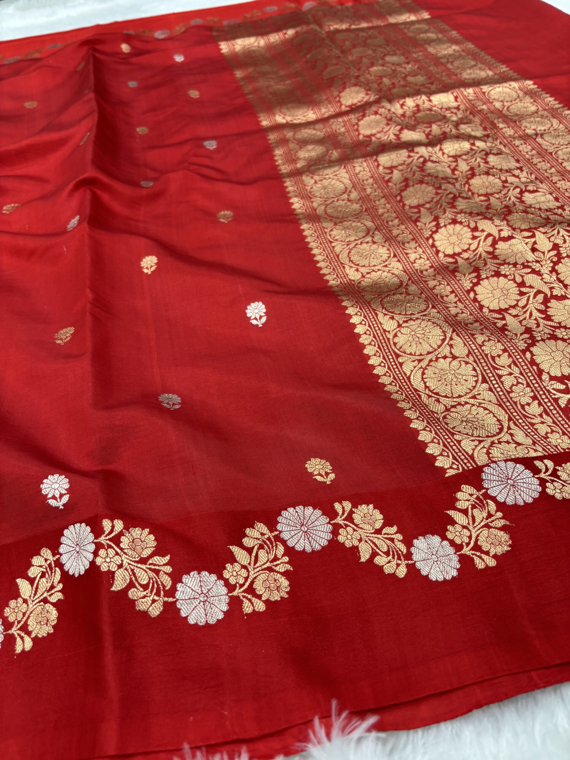 Pure Raw Mango Kadwa Saree - Image 3