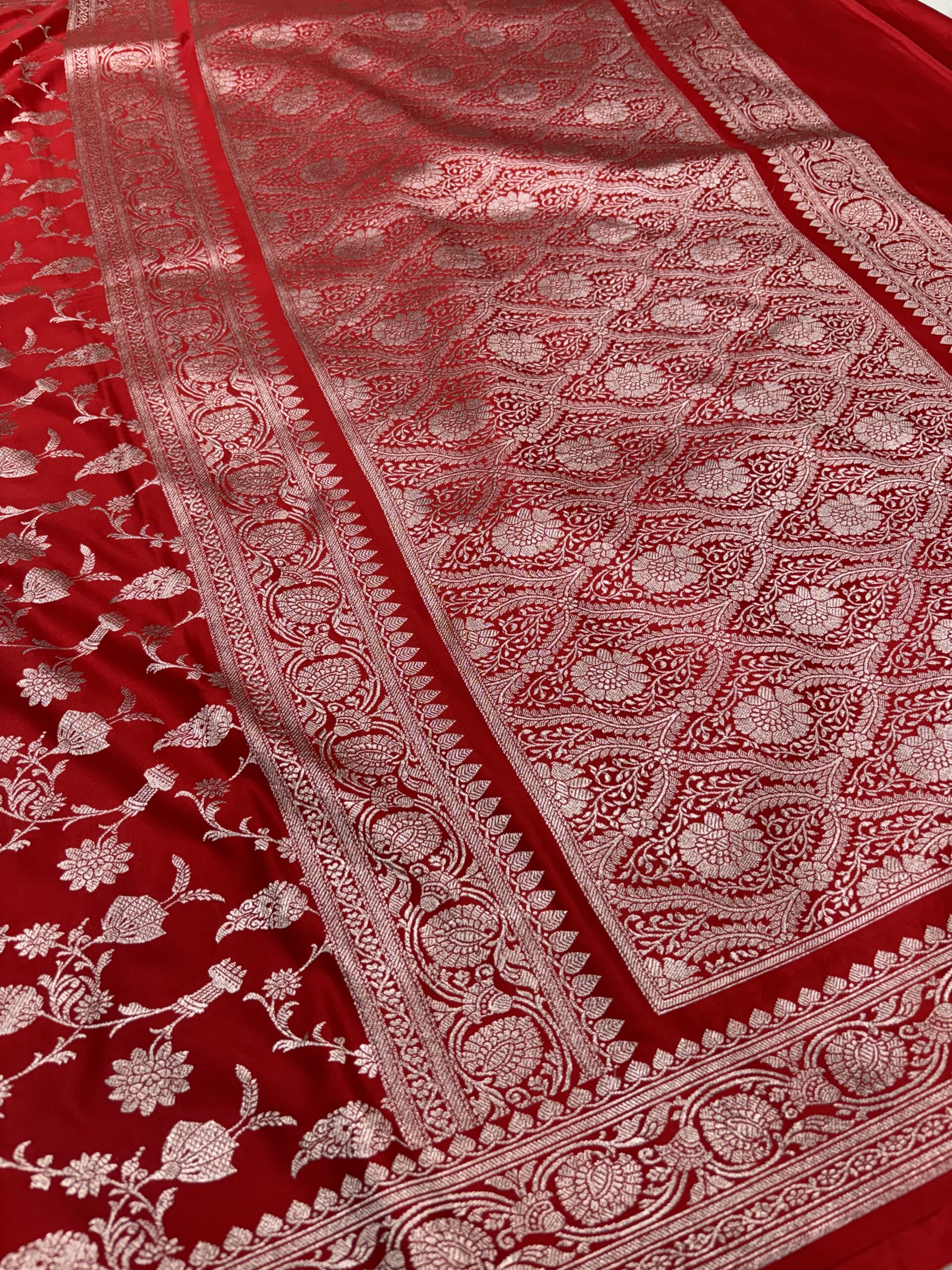 Red Mashru Silk Banarasi Saree | Handwoven Gold Zari Jal Work - Image 4