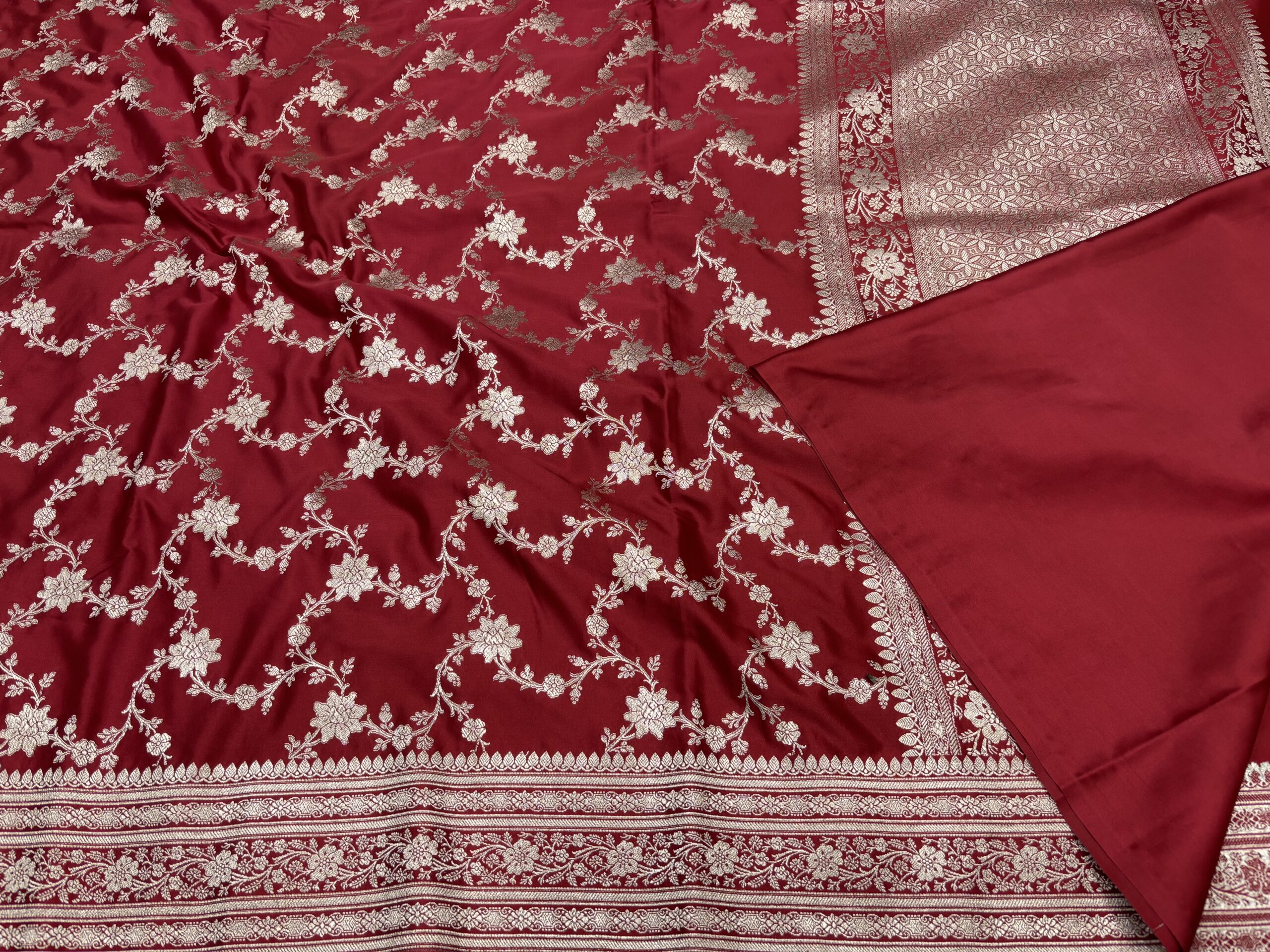 Maroon Mashru Silk Banarasi Saree | Gold Zari Jal Work - Image 5
