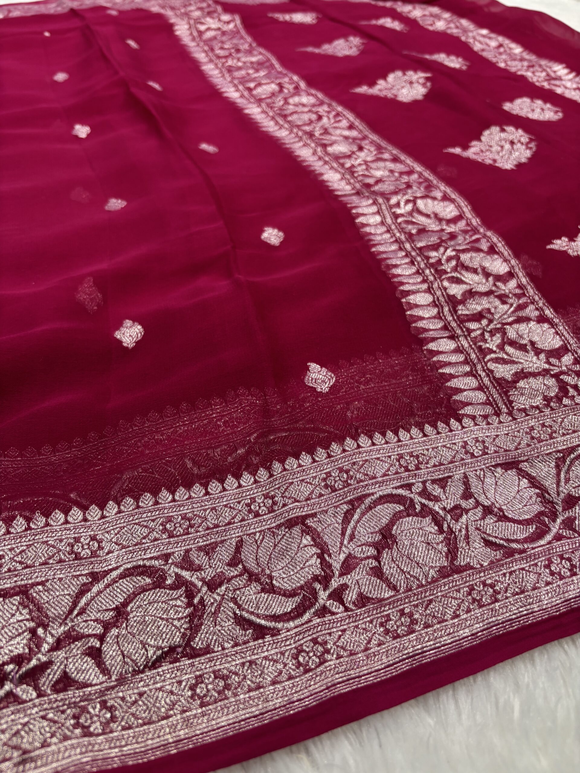 Rani Pink Khaddi Chiffon Banarasi Saree with Silver Zari Kadwa Booti - Image 2